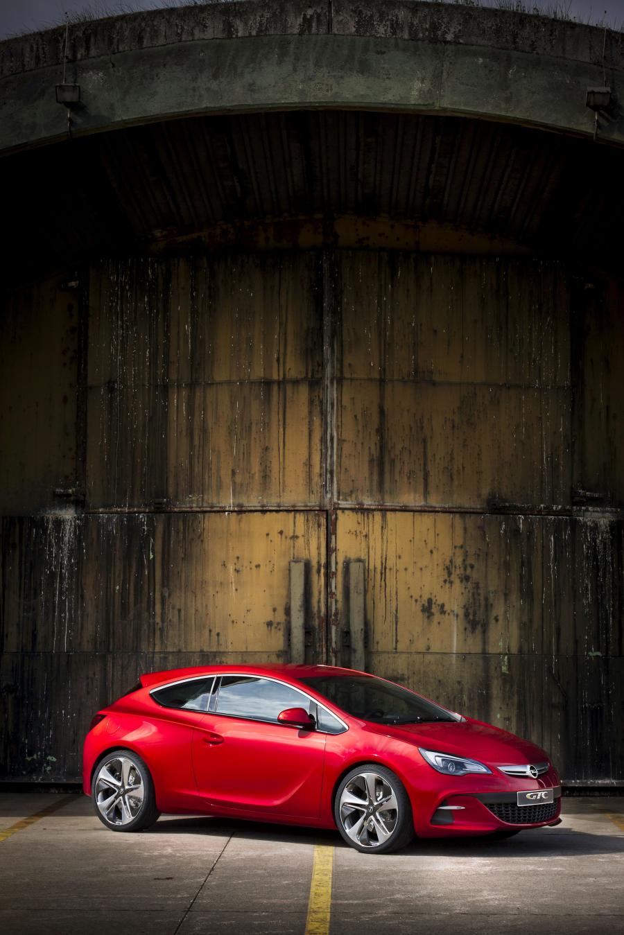  Opel GTC Paris Concept 2010 года  (фото 50 из 51)